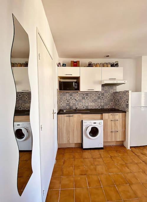 Studio Avec Vue Sur La Major Apartamento Marselha Exterior foto